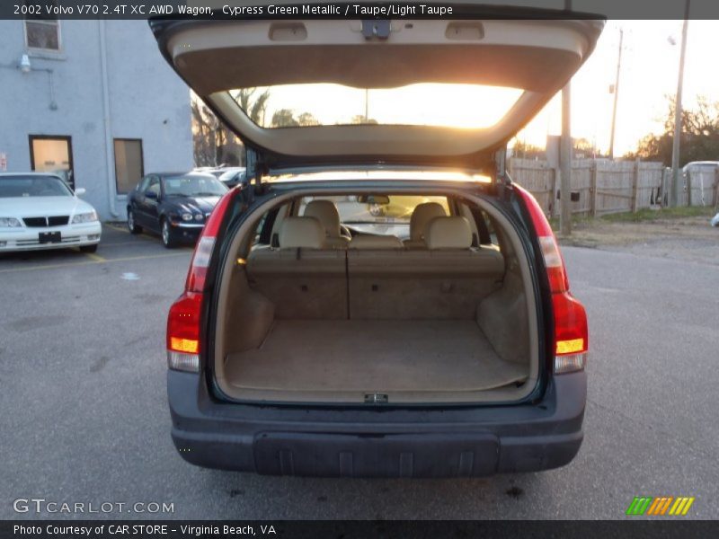 Cypress Green Metallic / Taupe/Light Taupe 2002 Volvo V70 2.4T XC AWD Wagon