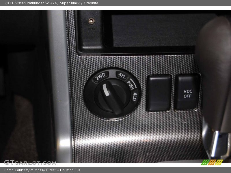 Super Black / Graphite 2011 Nissan Pathfinder SV 4x4