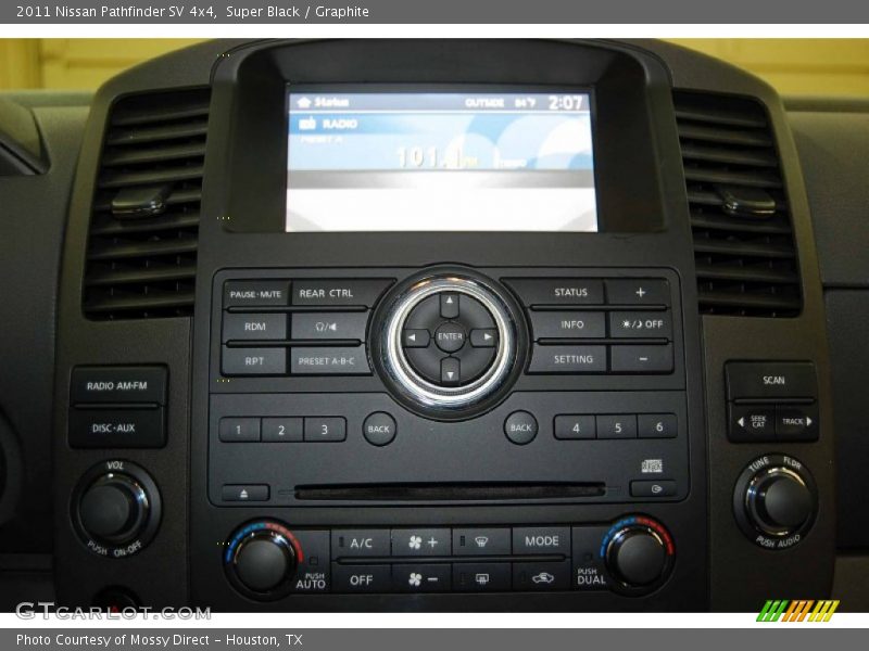 Super Black / Graphite 2011 Nissan Pathfinder SV 4x4