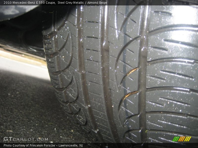 Steel Grey Metallic / Almond Beige 2010 Mercedes-Benz E 550 Coupe