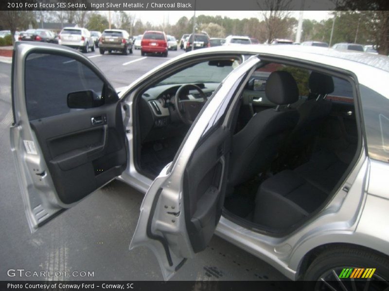 Ingot Silver Metallic / Charcoal Black 2010 Ford Focus SES Sedan