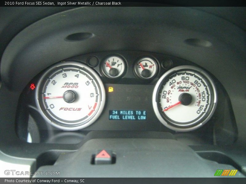  2010 Focus SES Sedan SES Sedan Gauges