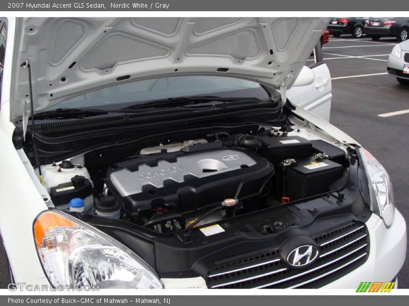 Nordic White / Gray 2007 Hyundai Accent GLS Sedan