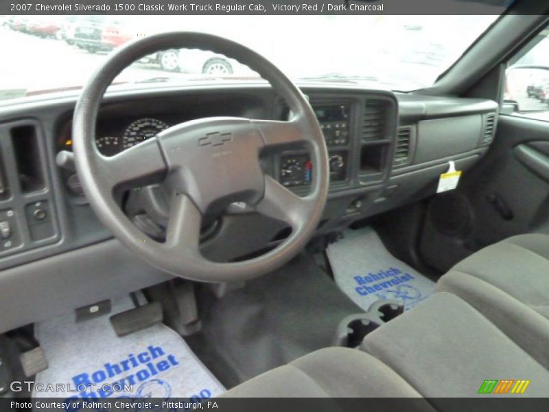 Victory Red / Dark Charcoal 2007 Chevrolet Silverado 1500 Classic Work Truck Regular Cab