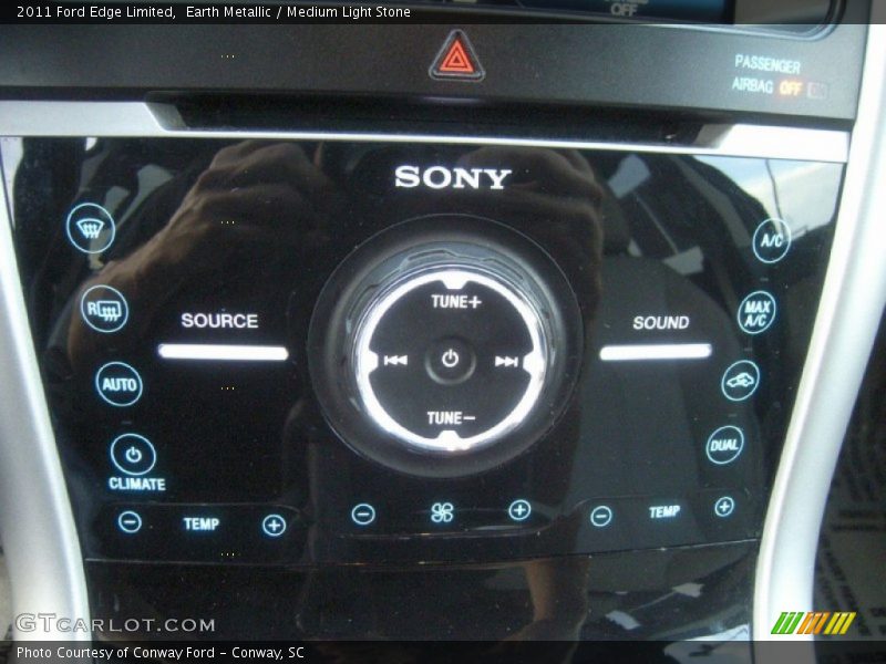 Earth Metallic / Medium Light Stone 2011 Ford Edge Limited