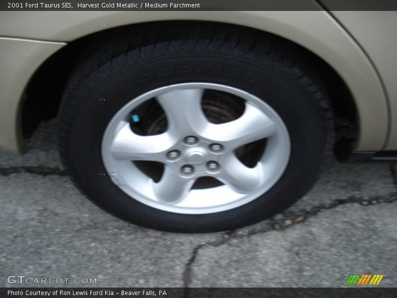 Harvest Gold Metallic / Medium Parchment 2001 Ford Taurus SES