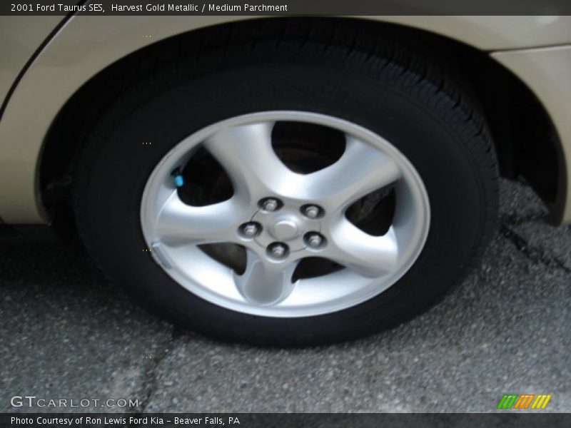 Harvest Gold Metallic / Medium Parchment 2001 Ford Taurus SES
