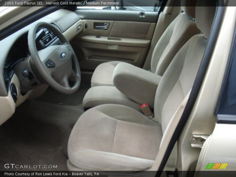 Harvest Gold Metallic / Medium Parchment 2001 Ford Taurus SES