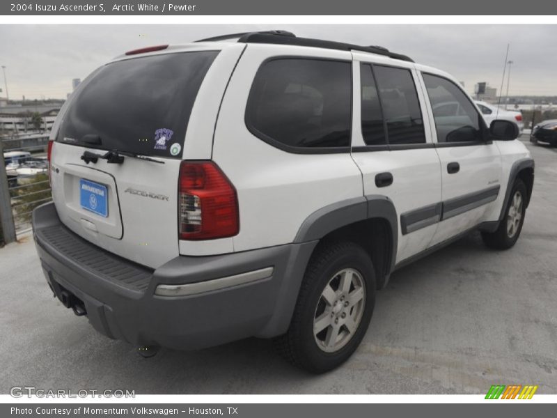 Arctic White / Pewter 2004 Isuzu Ascender S
