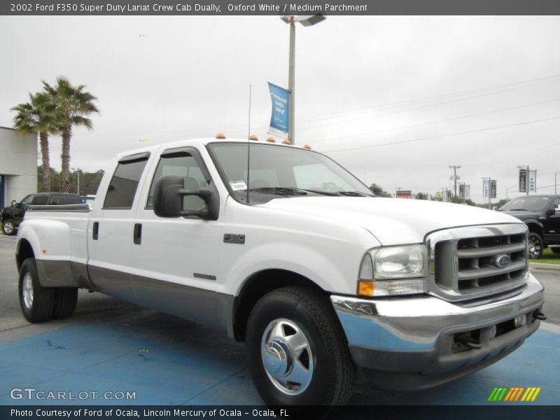 Oxford White / Medium Parchment 2002 Ford F350 Super Duty Lariat Crew Cab Dually