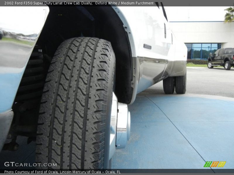 Oxford White / Medium Parchment 2002 Ford F350 Super Duty Lariat Crew Cab Dually