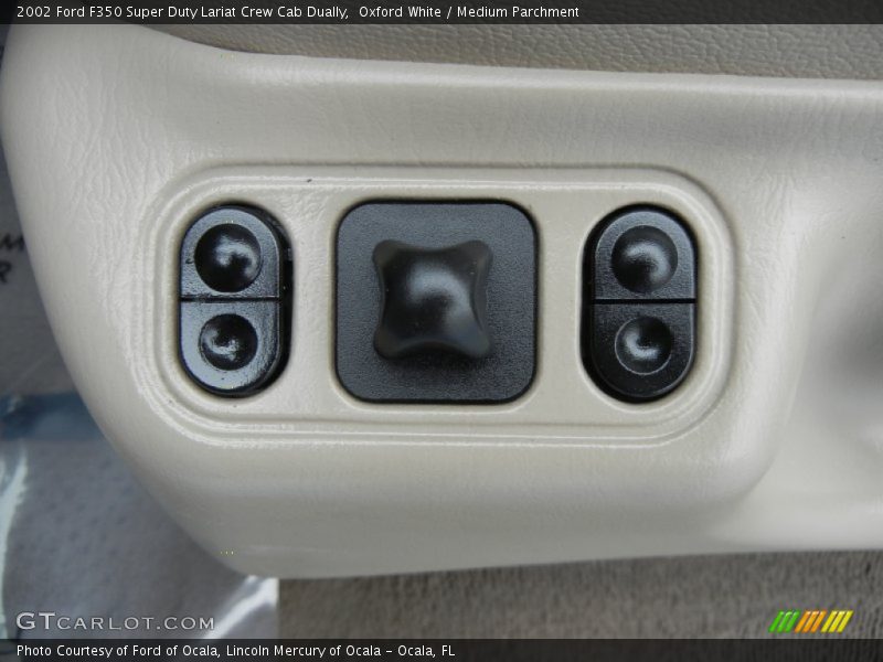 Oxford White / Medium Parchment 2002 Ford F350 Super Duty Lariat Crew Cab Dually