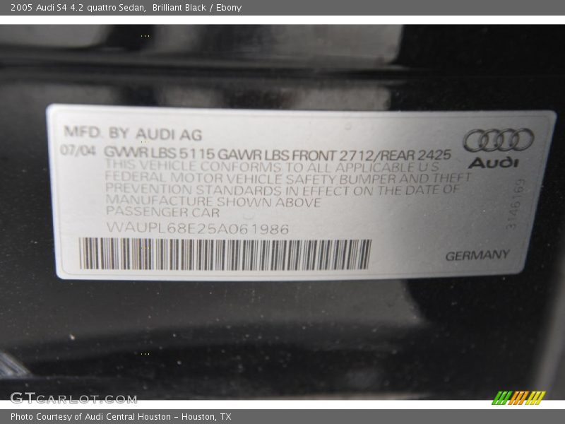 Brilliant Black / Ebony 2005 Audi S4 4.2 quattro Sedan