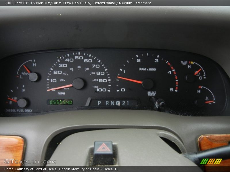 Oxford White / Medium Parchment 2002 Ford F350 Super Duty Lariat Crew Cab Dually