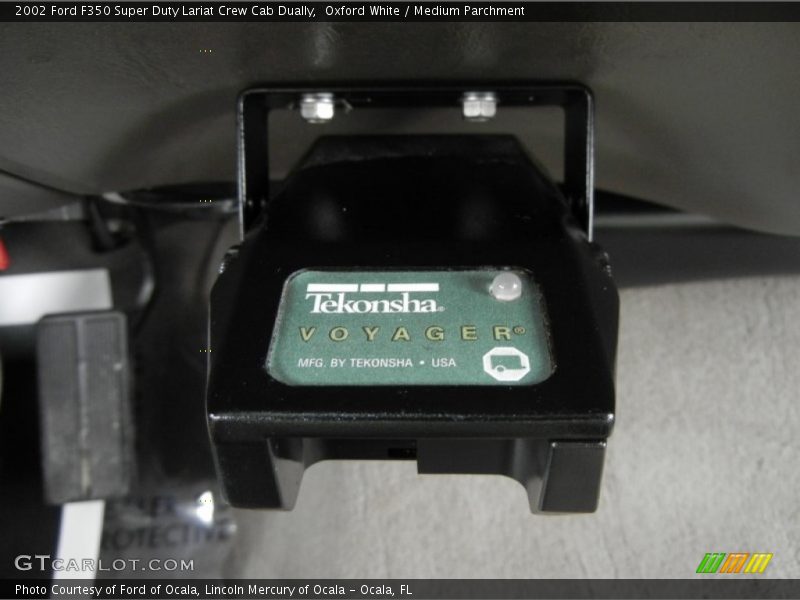 Oxford White / Medium Parchment 2002 Ford F350 Super Duty Lariat Crew Cab Dually