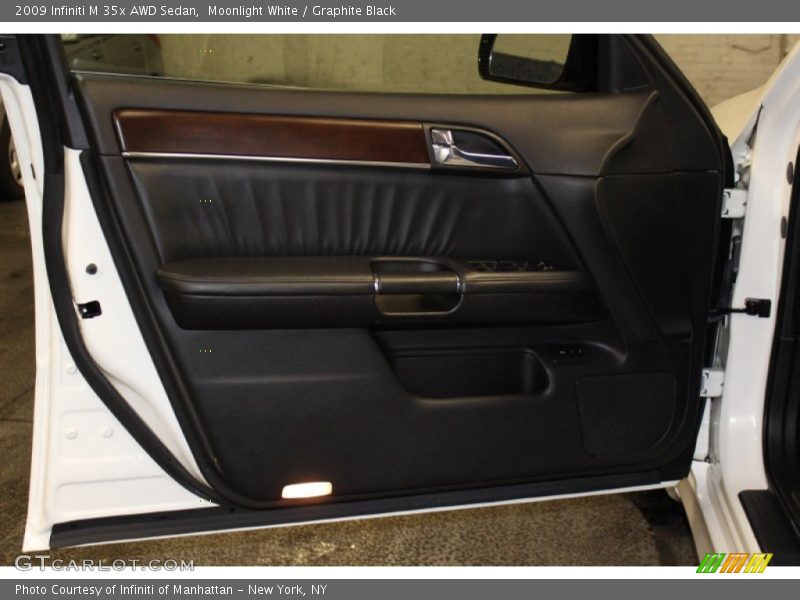 Moonlight White / Graphite Black 2009 Infiniti M 35x AWD Sedan
