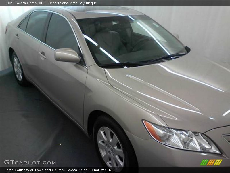 Desert Sand Metallic / Bisque 2009 Toyota Camry XLE