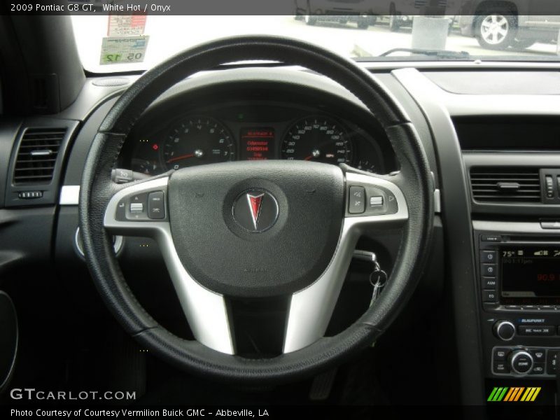 White Hot / Onyx 2009 Pontiac G8 GT