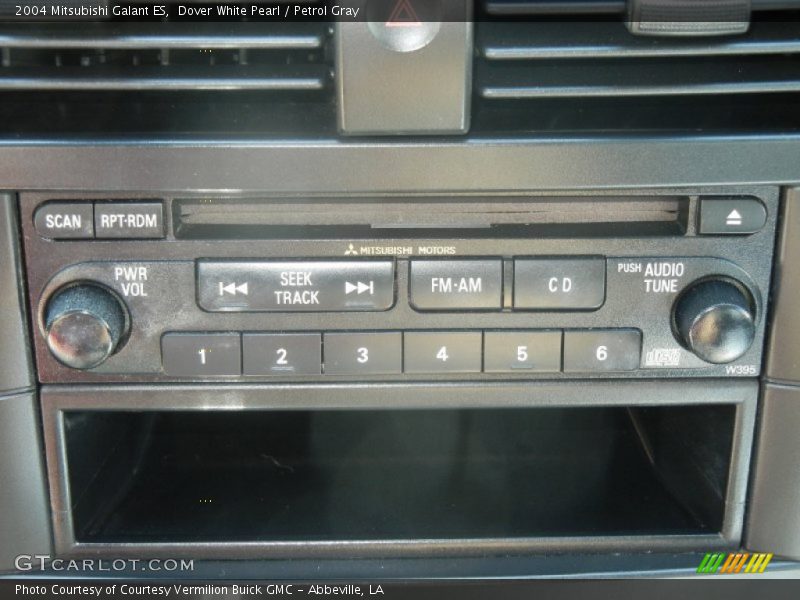 Dover White Pearl / Petrol Gray 2004 Mitsubishi Galant ES
