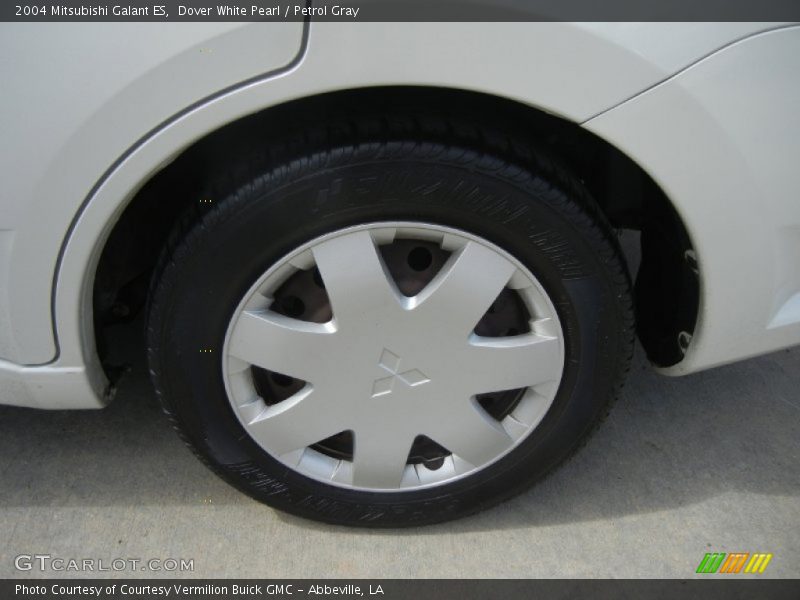 Dover White Pearl / Petrol Gray 2004 Mitsubishi Galant ES