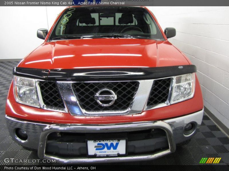 Aztec Red / Nismo Charcoal 2005 Nissan Frontier Nismo King Cab 4x4