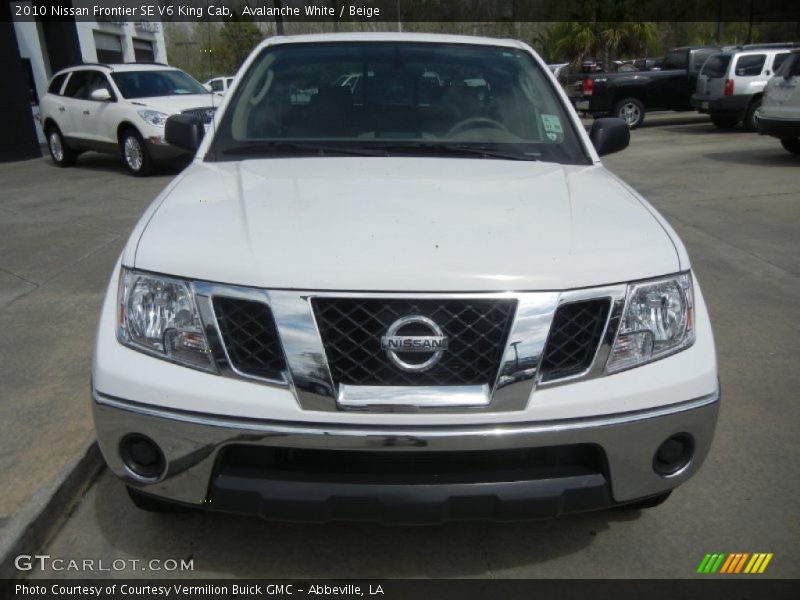 Avalanche White / Beige 2010 Nissan Frontier SE V6 King Cab