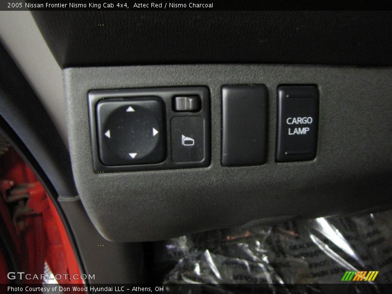 Aztec Red / Nismo Charcoal 2005 Nissan Frontier Nismo King Cab 4x4
