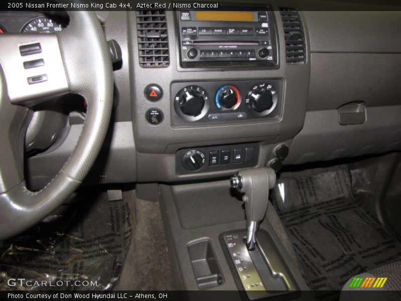 Aztec Red / Nismo Charcoal 2005 Nissan Frontier Nismo King Cab 4x4