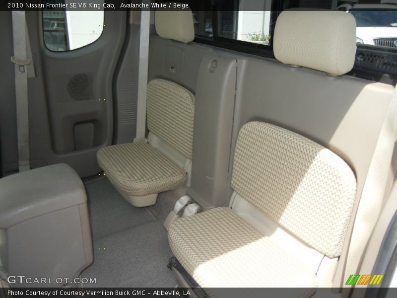 Avalanche White / Beige 2010 Nissan Frontier SE V6 King Cab