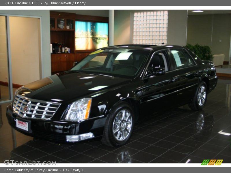 Black Raven / Ebony 2011 Cadillac DTS Luxury