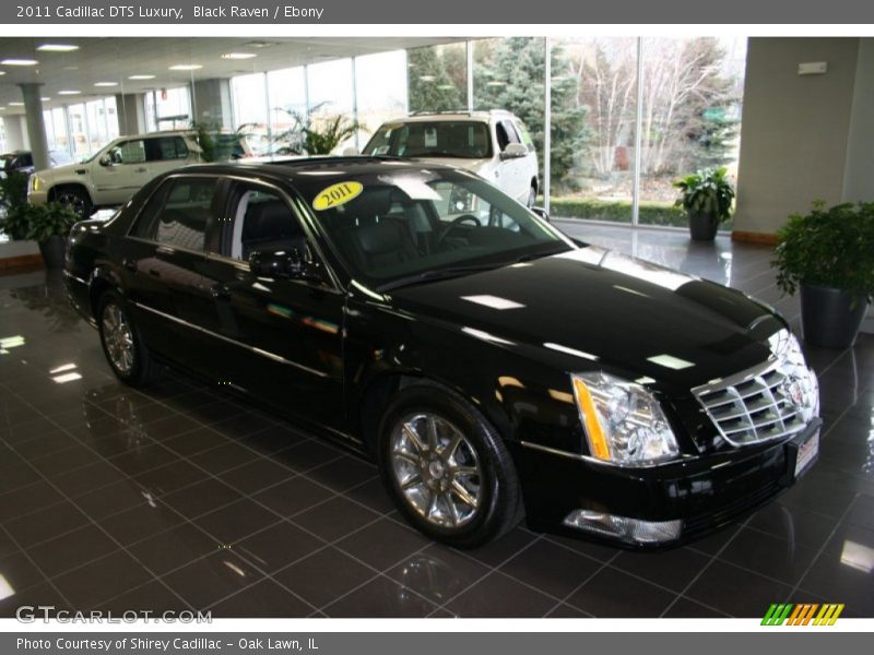 Black Raven / Ebony 2011 Cadillac DTS Luxury