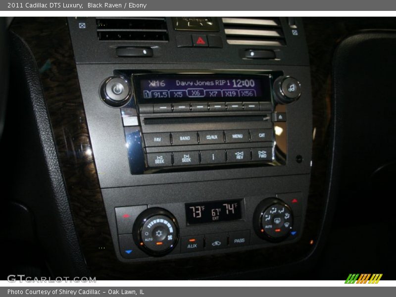 Black Raven / Ebony 2011 Cadillac DTS Luxury