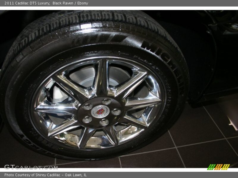 Black Raven / Ebony 2011 Cadillac DTS Luxury
