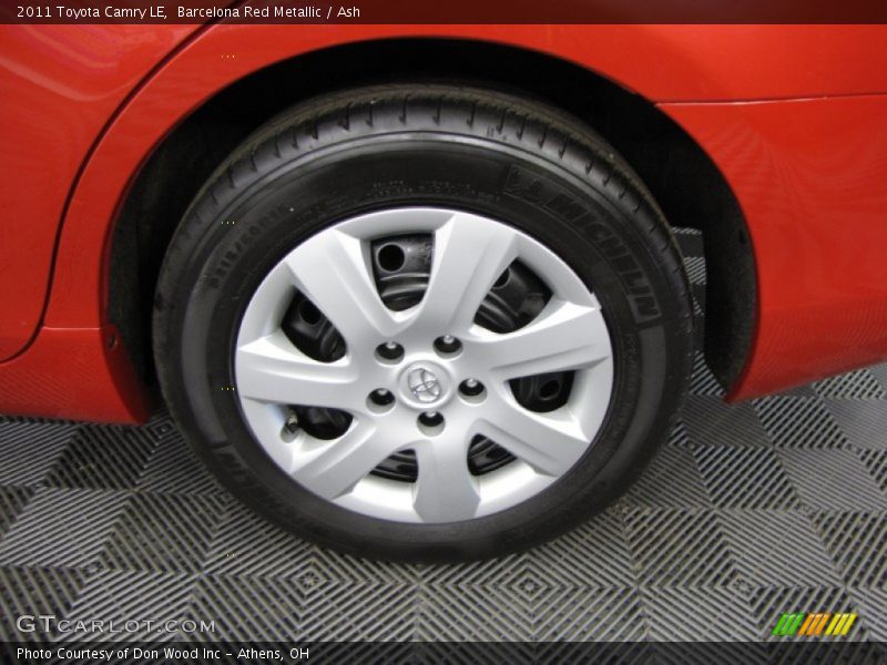 Barcelona Red Metallic / Ash 2011 Toyota Camry LE
