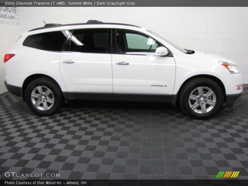 Summit White / Dark Gray/Light Gray 2009 Chevrolet Traverse LT AWD