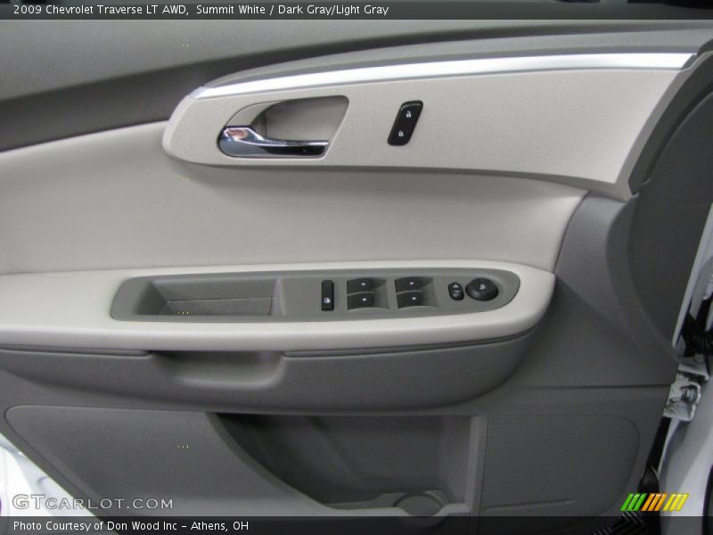 Summit White / Dark Gray/Light Gray 2009 Chevrolet Traverse LT AWD