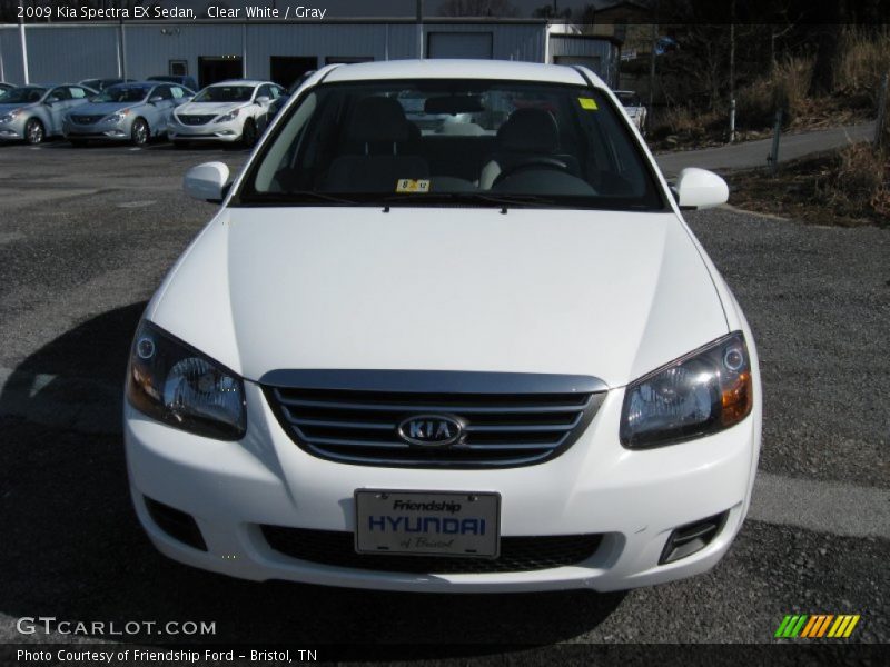 Clear White / Gray 2009 Kia Spectra EX Sedan