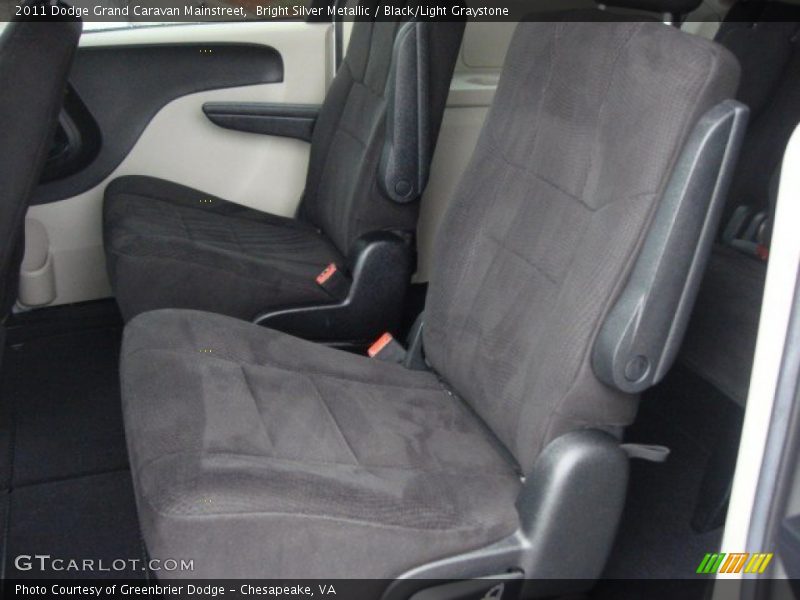 Bright Silver Metallic / Black/Light Graystone 2011 Dodge Grand Caravan Mainstreet