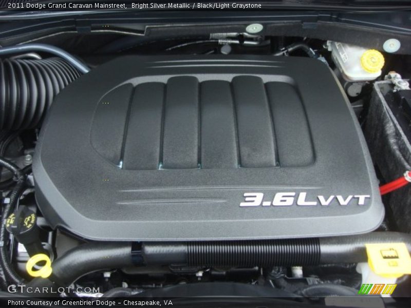 Bright Silver Metallic / Black/Light Graystone 2011 Dodge Grand Caravan Mainstreet