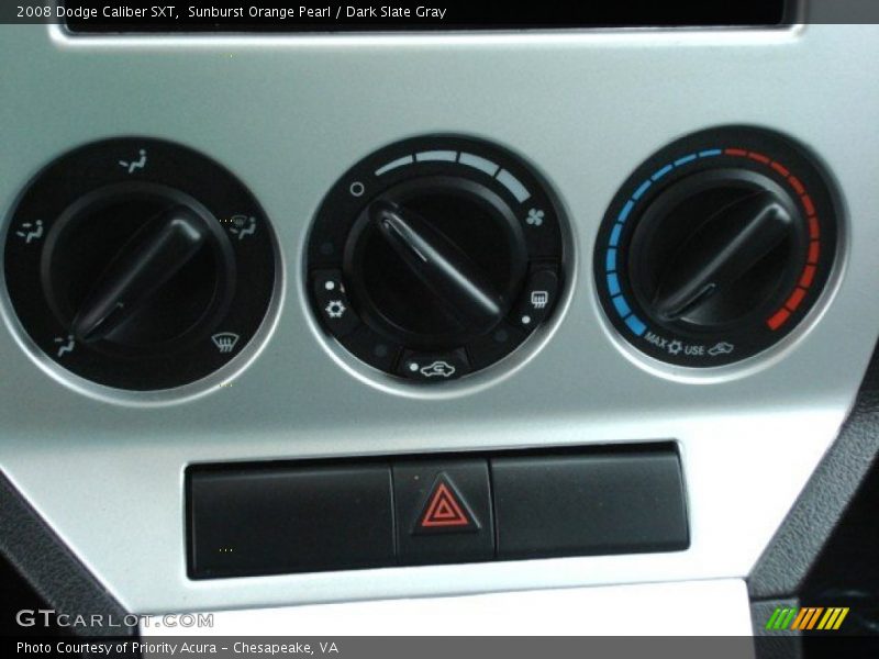 Controls of 2008 Caliber SXT