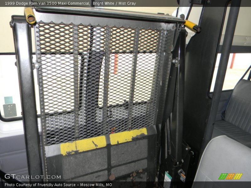 Bright White / Mist Gray 1999 Dodge Ram Van 3500 Maxi Commercial