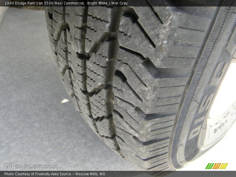 Bright White / Mist Gray 1999 Dodge Ram Van 3500 Maxi Commercial