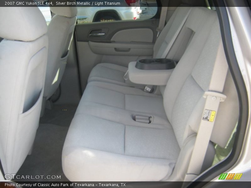 Silver Birch Metallic / Light Titanium 2007 GMC Yukon SLE 4x4