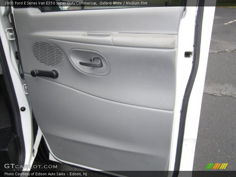Oxford White / Medium Flint 2005 Ford E Series Van E350 Super Duty Commercial