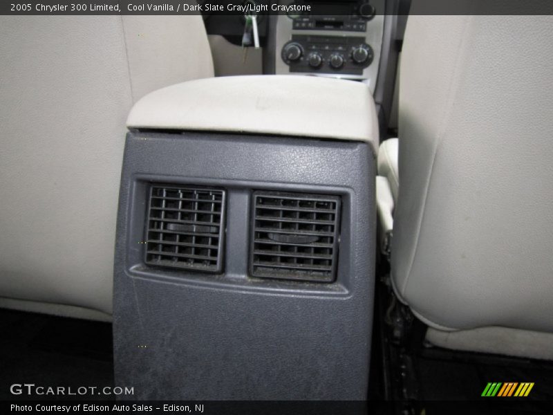 Cool Vanilla / Dark Slate Gray/Light Graystone 2005 Chrysler 300 Limited