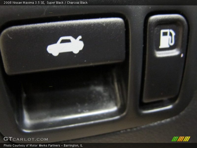 Super Black / Charcoal Black 2008 Nissan Maxima 3.5 SE