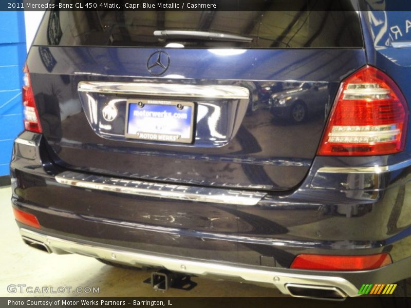 Capri Blue Metallic / Cashmere 2011 Mercedes-Benz GL 450 4Matic