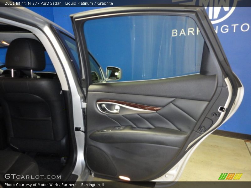 Liquid Platinum / Graphite 2011 Infiniti M 37x AWD Sedan