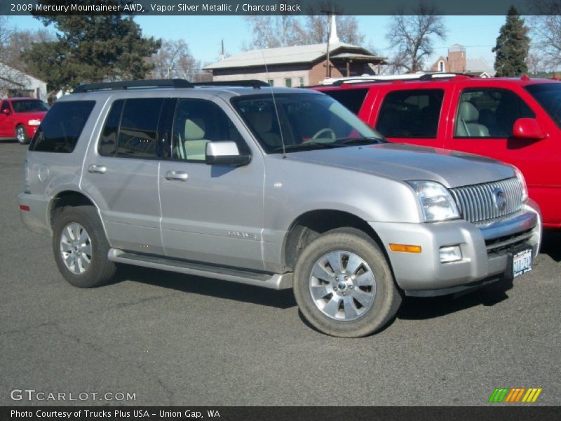 Vapor Silver Metallic / Charcoal Black 2008 Mercury Mountaineer AWD