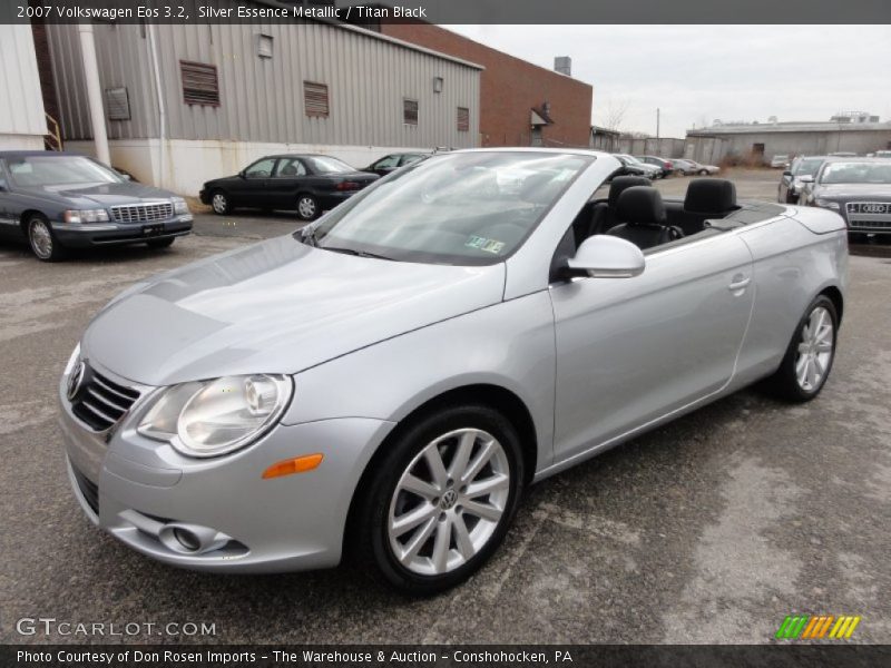 Front 3/4 View of 2007 Eos 3.2